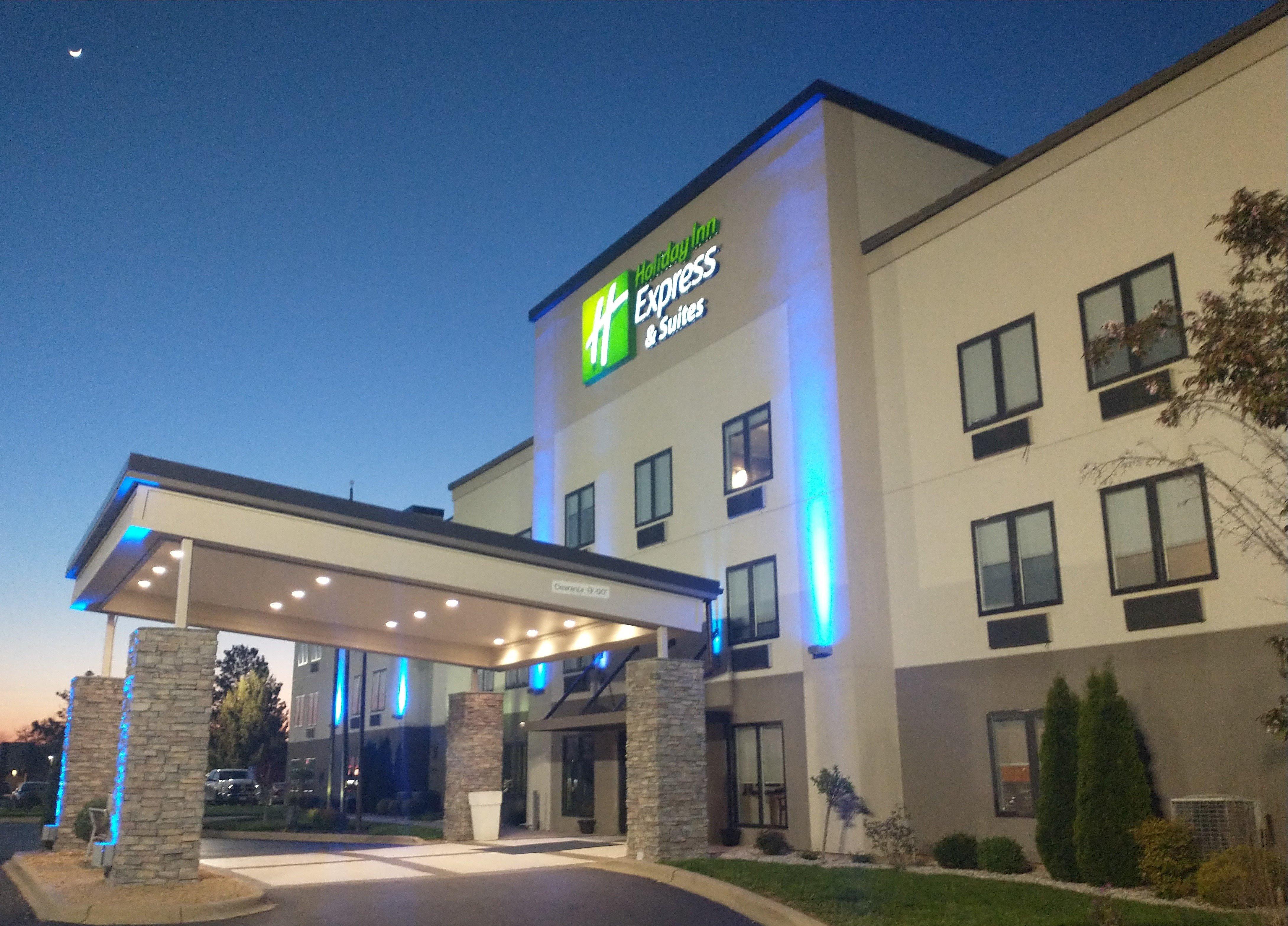Holiday Inn Express Hotel & Suites Madison By Ihg מראה חיצוני תמונה