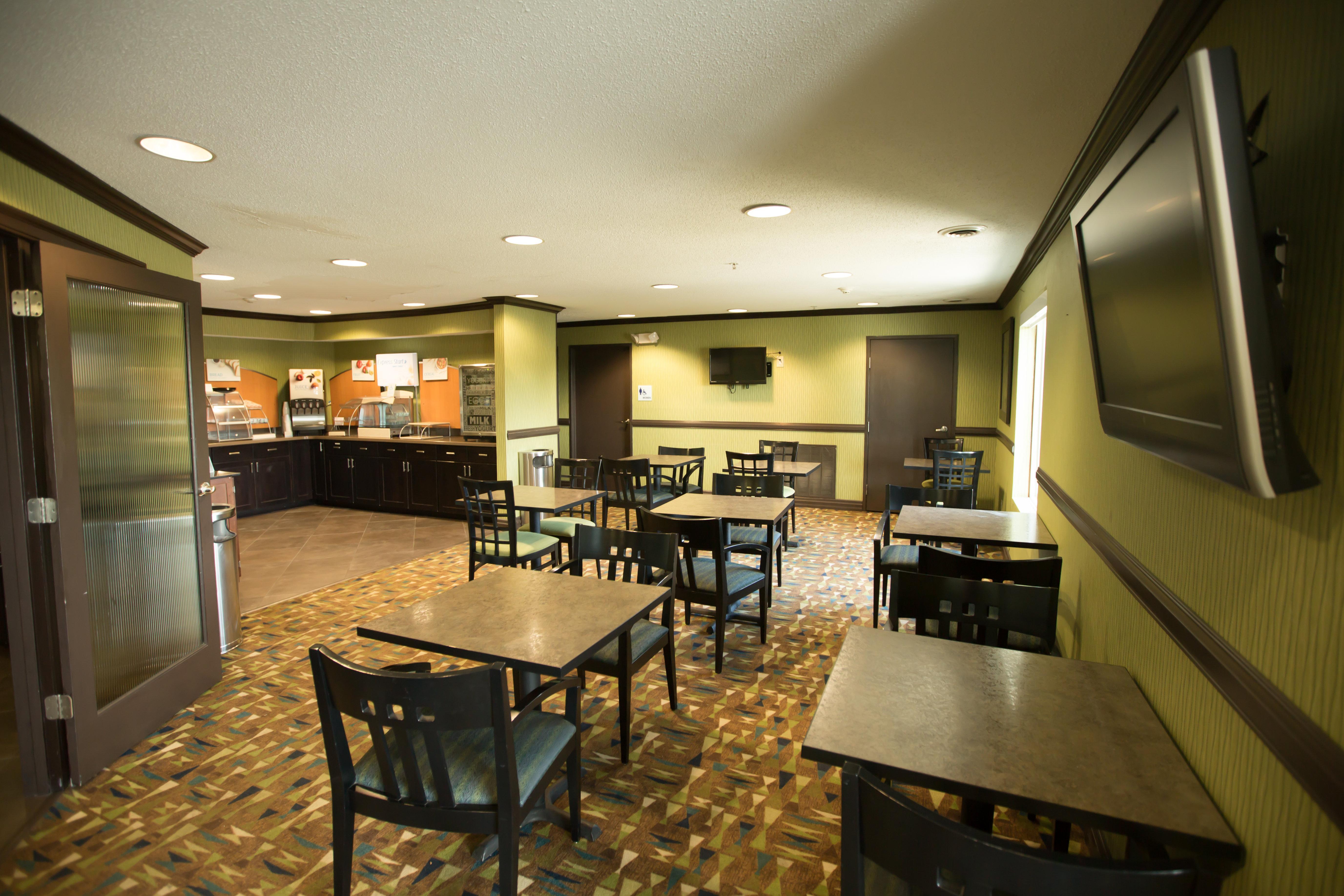 Holiday Inn Express Hotel & Suites Madison By Ihg מראה חיצוני תמונה