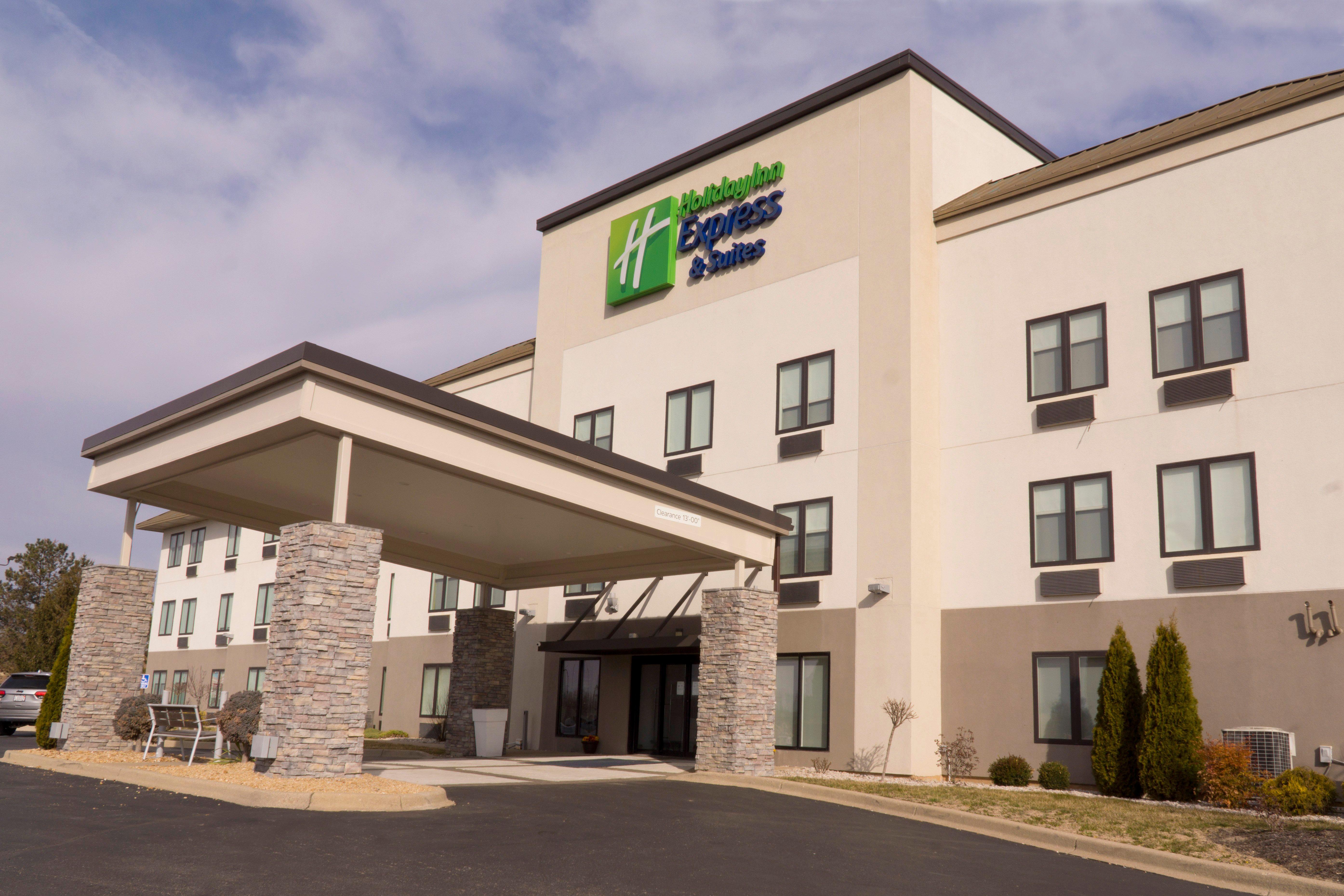 Holiday Inn Express Hotel & Suites Madison By Ihg מראה חיצוני תמונה