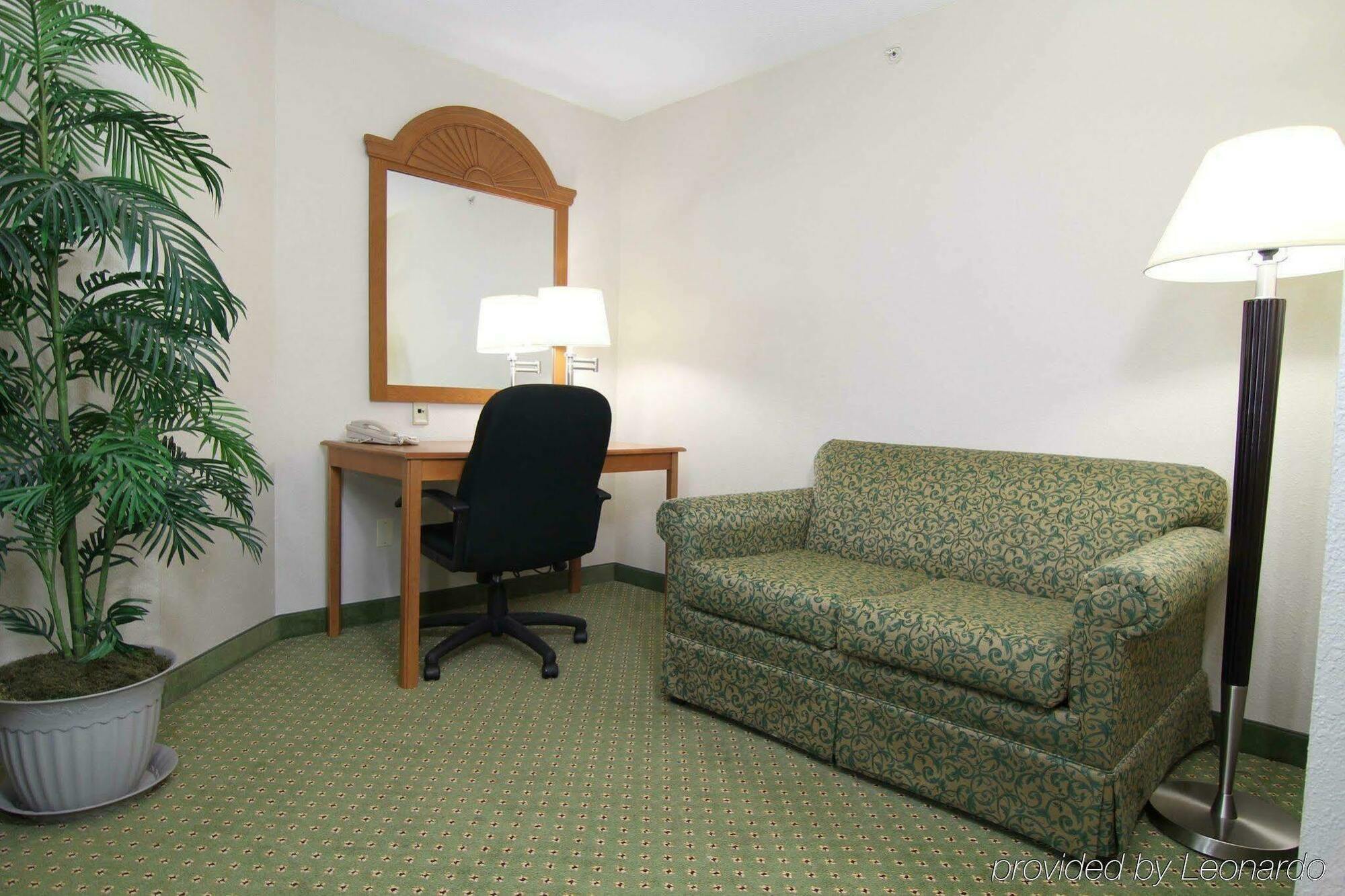 Holiday Inn Express Hotel & Suites Madison By Ihg חדר תמונה